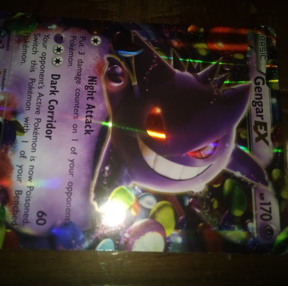 Giant Pokémon Card